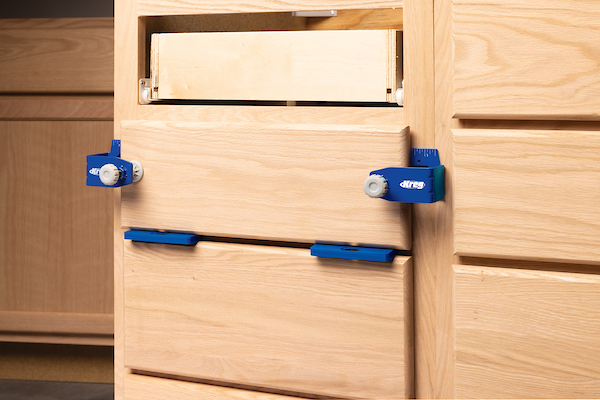 KREG® KCS-DFMT-PRO Drawer Front Mounting Kit 4