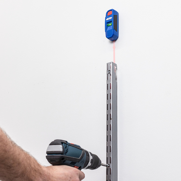 KREG® KMM1000LZ Magnetic Stud Finder with Laser-Mark™ 4